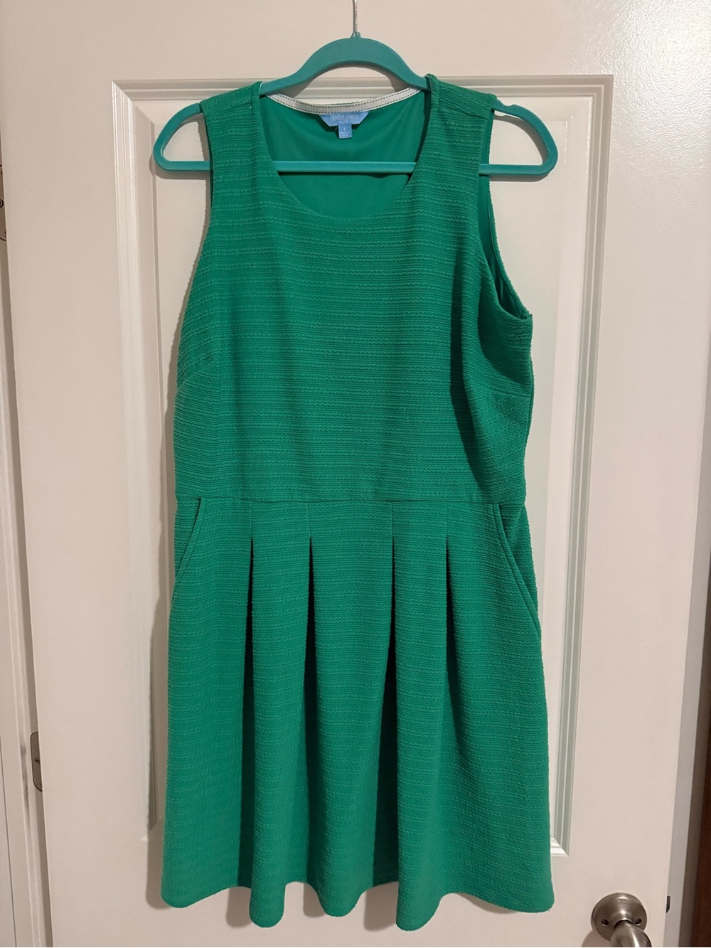 Draper James Girls Green Sleeveless Pleated Dress